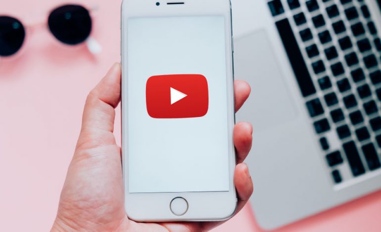 Youtube se supera ¡1.000 millones de horas de vídeo al día!