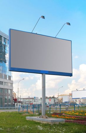 ¿FUNCIONAN LAS VALLAS PUBLICITARIAS?