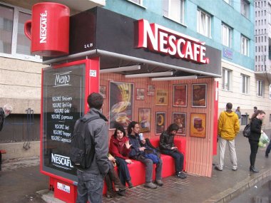 Publicidad original mupis marquesina Nescafe