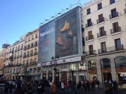 lonas publicitarias gigantes opit